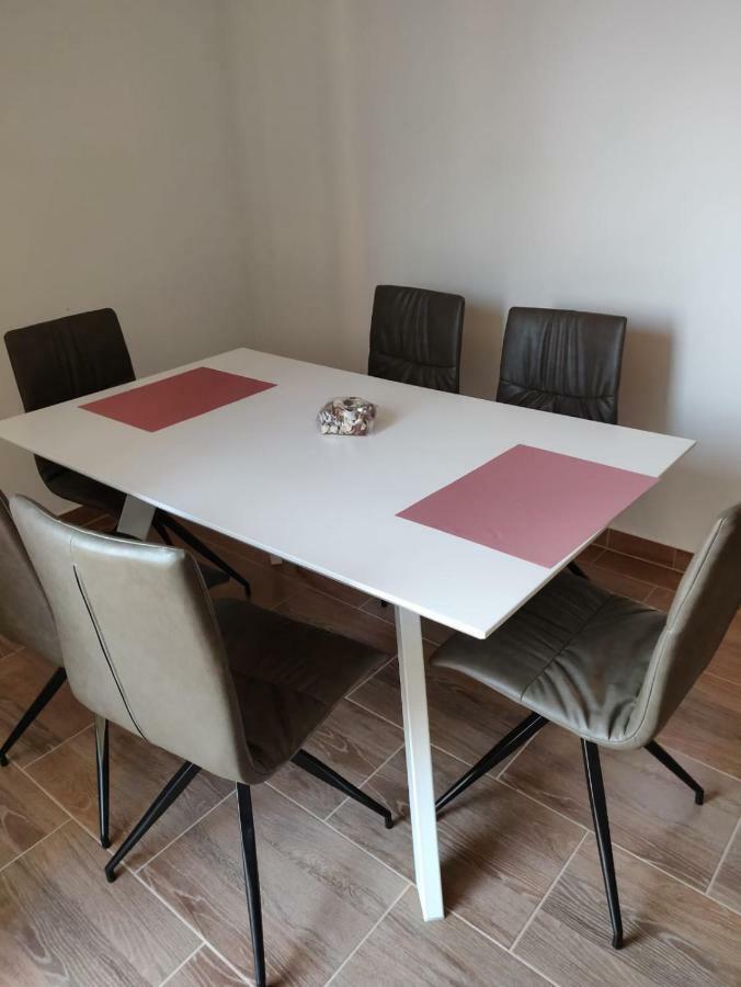 Kuca Za Odmor Postonjski Maslenica Exteriör bild